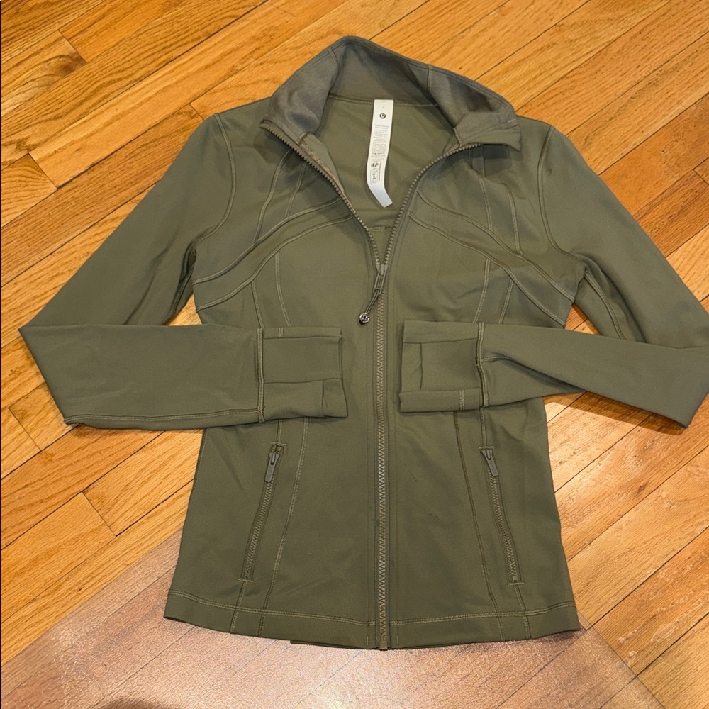 Women's Olive Green Zip-Up Jacket
